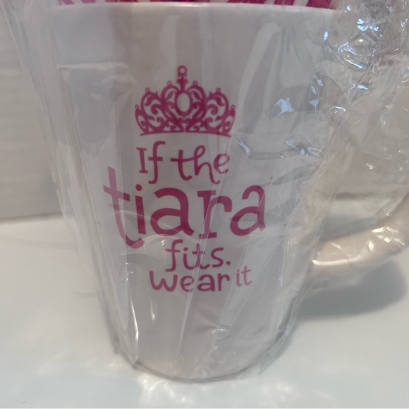 HALLMARK “if the TIARA fits, wear it” mug - MUG & TIARA - Picture 4 of 5